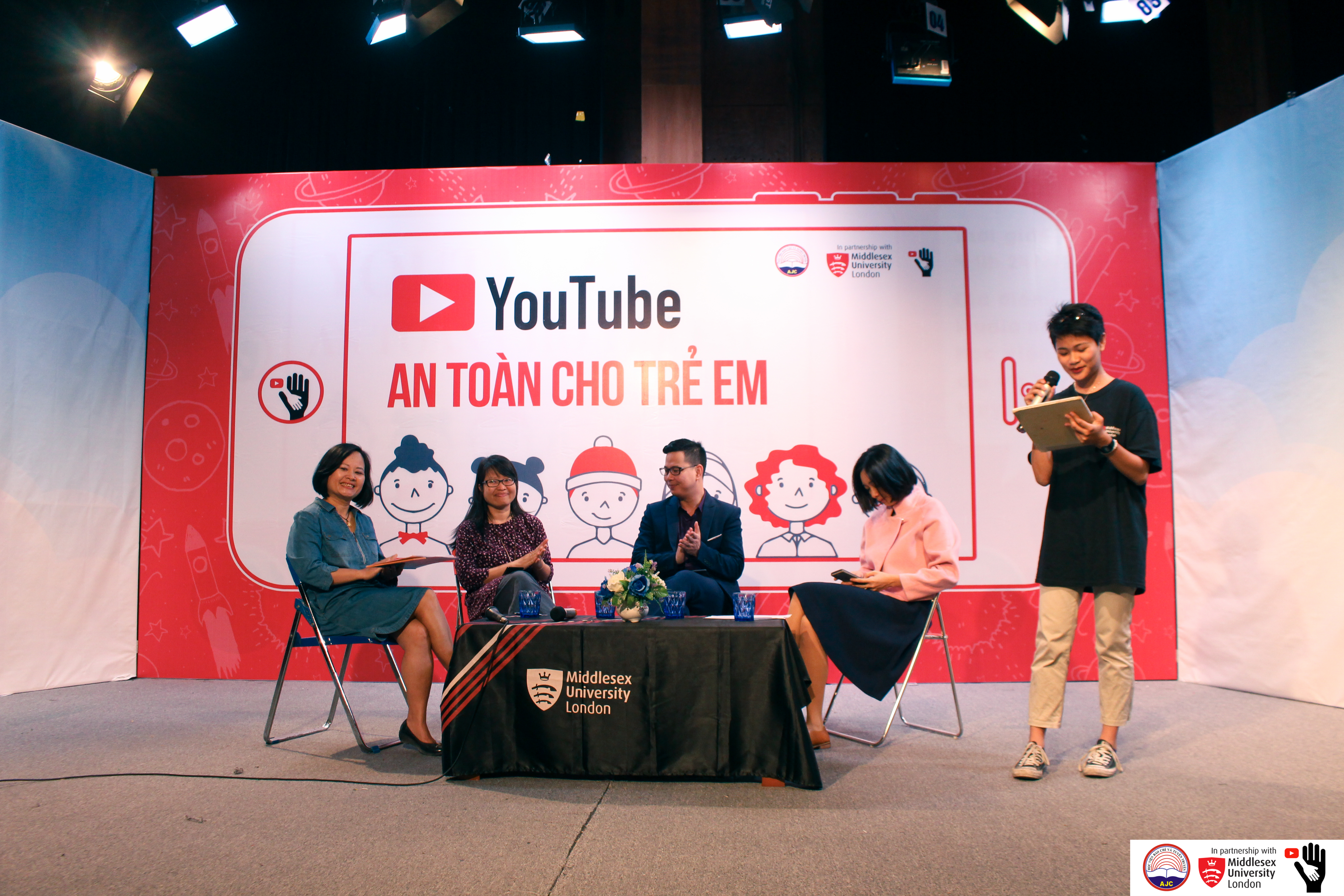 Học viện Báo chí và Tuyên truyền hợp tác đào tạo với Đại học Middlesex

